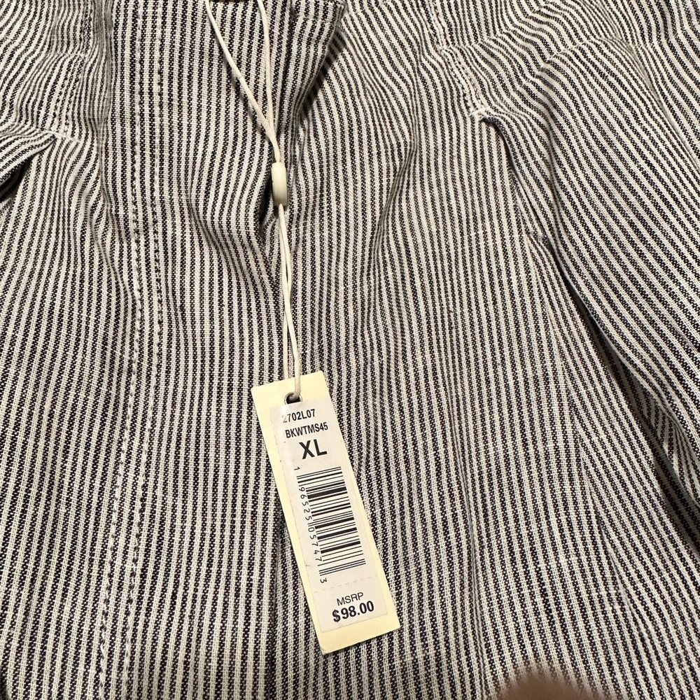 Max Studio pin strip black and cream linen pants.